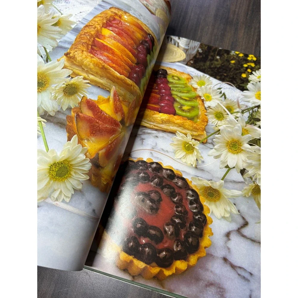 Elegant Food Cookbook‎ by Valerie Child with Delicious Recipes and Photos
